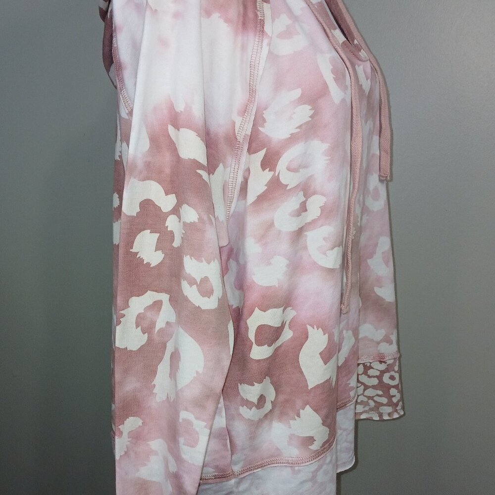 URBAN MANGOZ LIGHTWEIGHT HOODIE, OVERSIZED, SIZE MEDIUM